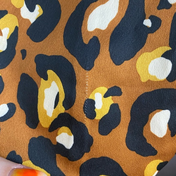 Express x Ladygang satin leopard button up - Picture 2 of 3